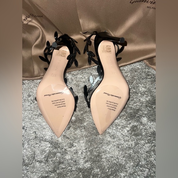Gianvitto Rossi Flavia Crystal Leaf Heels - Picture 7 of 11
